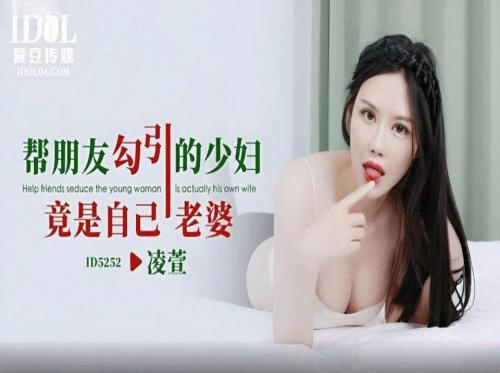 내 애인은 유연성을 유지하고 쉽게 섹스하기 위해 체육관에 갑니다.